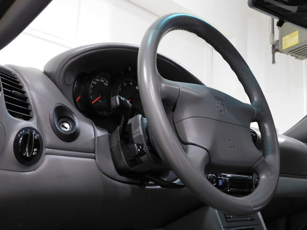 Used 2001 Porsche 911 Carrera 4 image 38