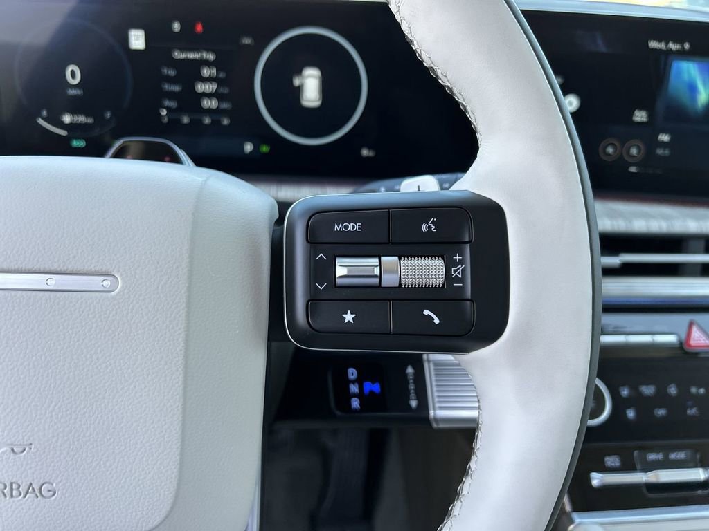 New 2025 Hyundai Santa Fe Calligraphy image 28