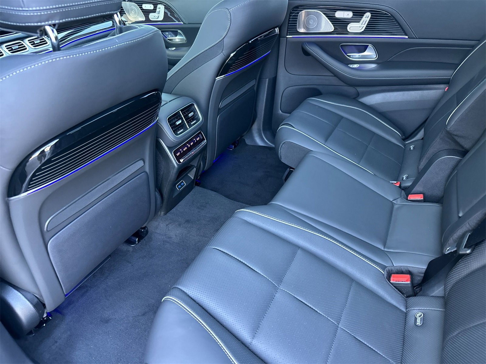 New 2026 Mercedes-Benz GLS 450 4MATIC image 12