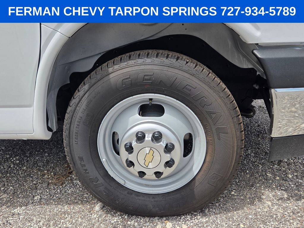 New 2026 Chevrolet Express 4500 w/ Power Convenience Package RWD image 12