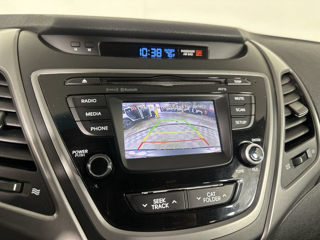 Used 2015 Hyundai Elantra Limited FWD image 17