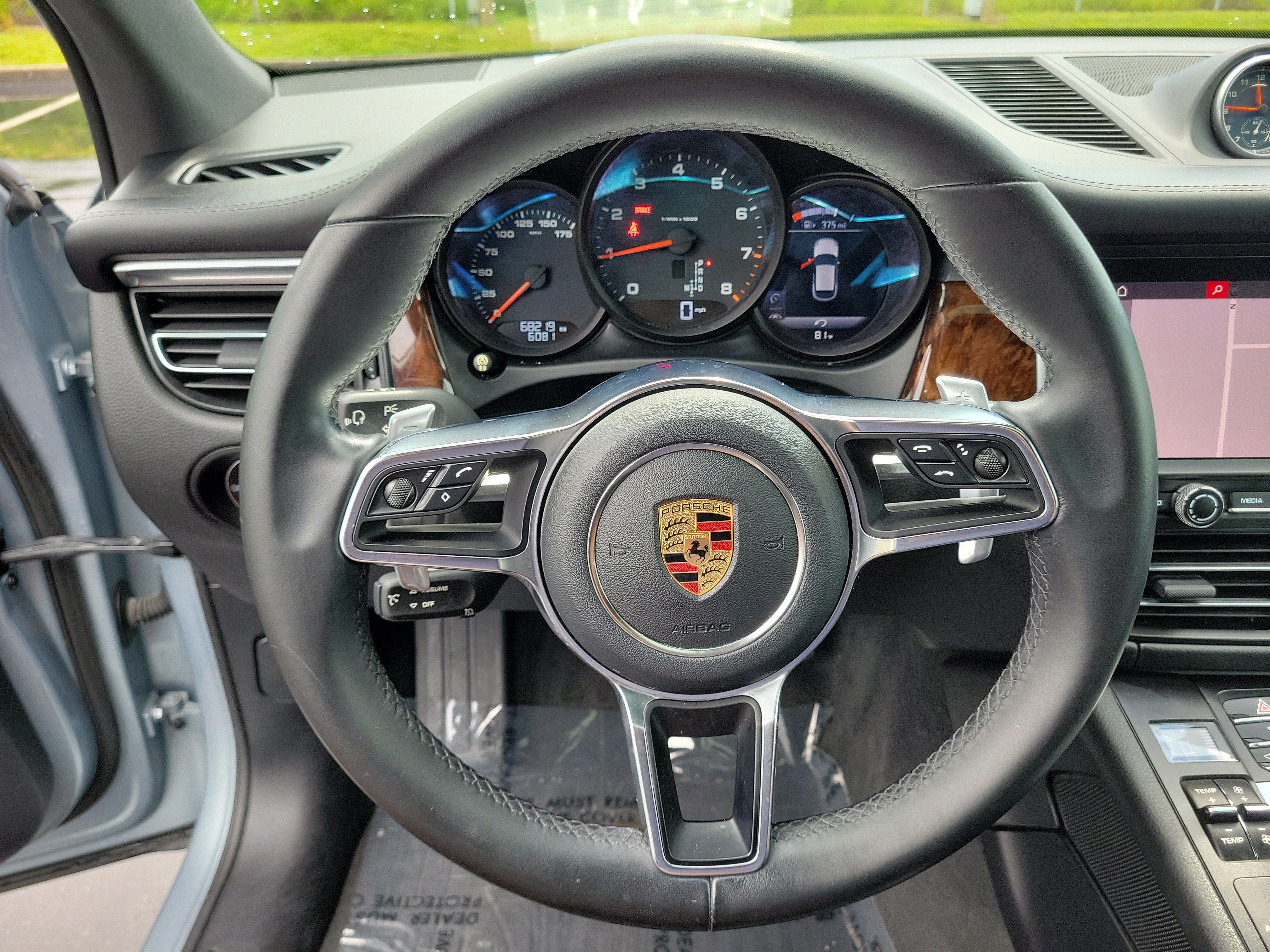 Used 2019 Porsche Macan AWD/4WD image 31
