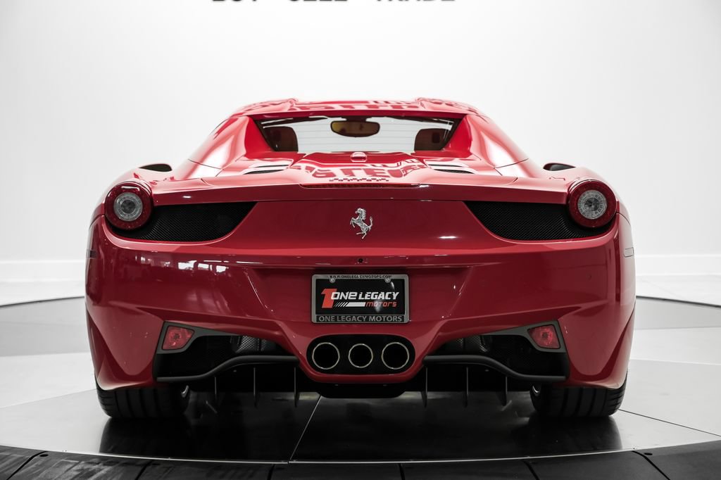Used 2014 Ferrari 458 Spider RWD image 14