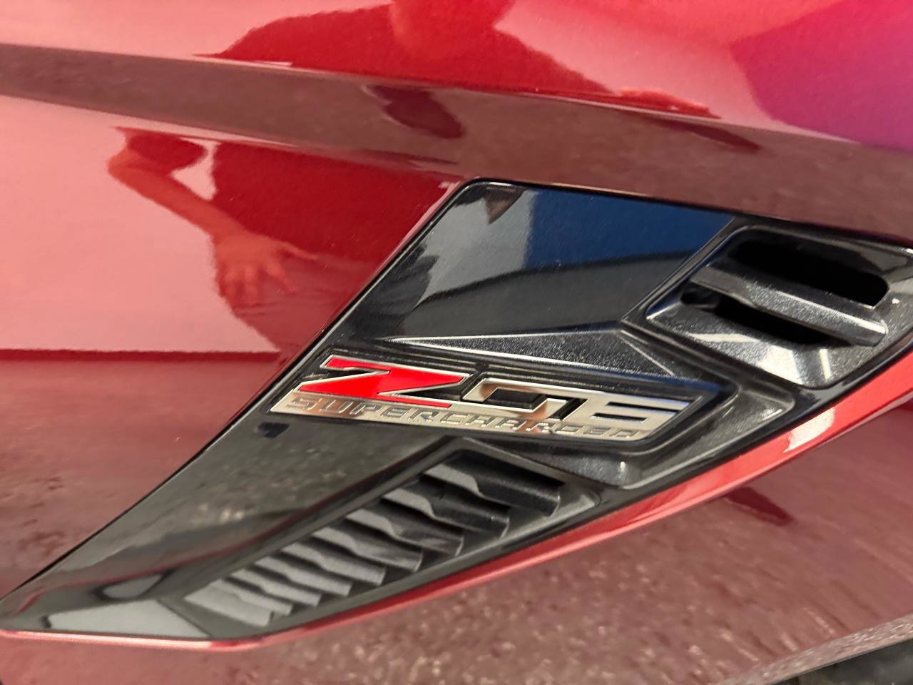 Used 2017 Chevrolet Corvette Z06 w/ Z07 Performance Package RWD image 27