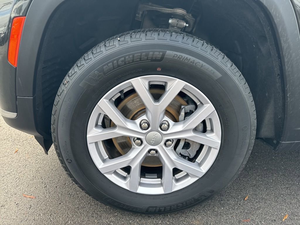 Used 2022 Jeep Grand Cherokee L Limited image 32