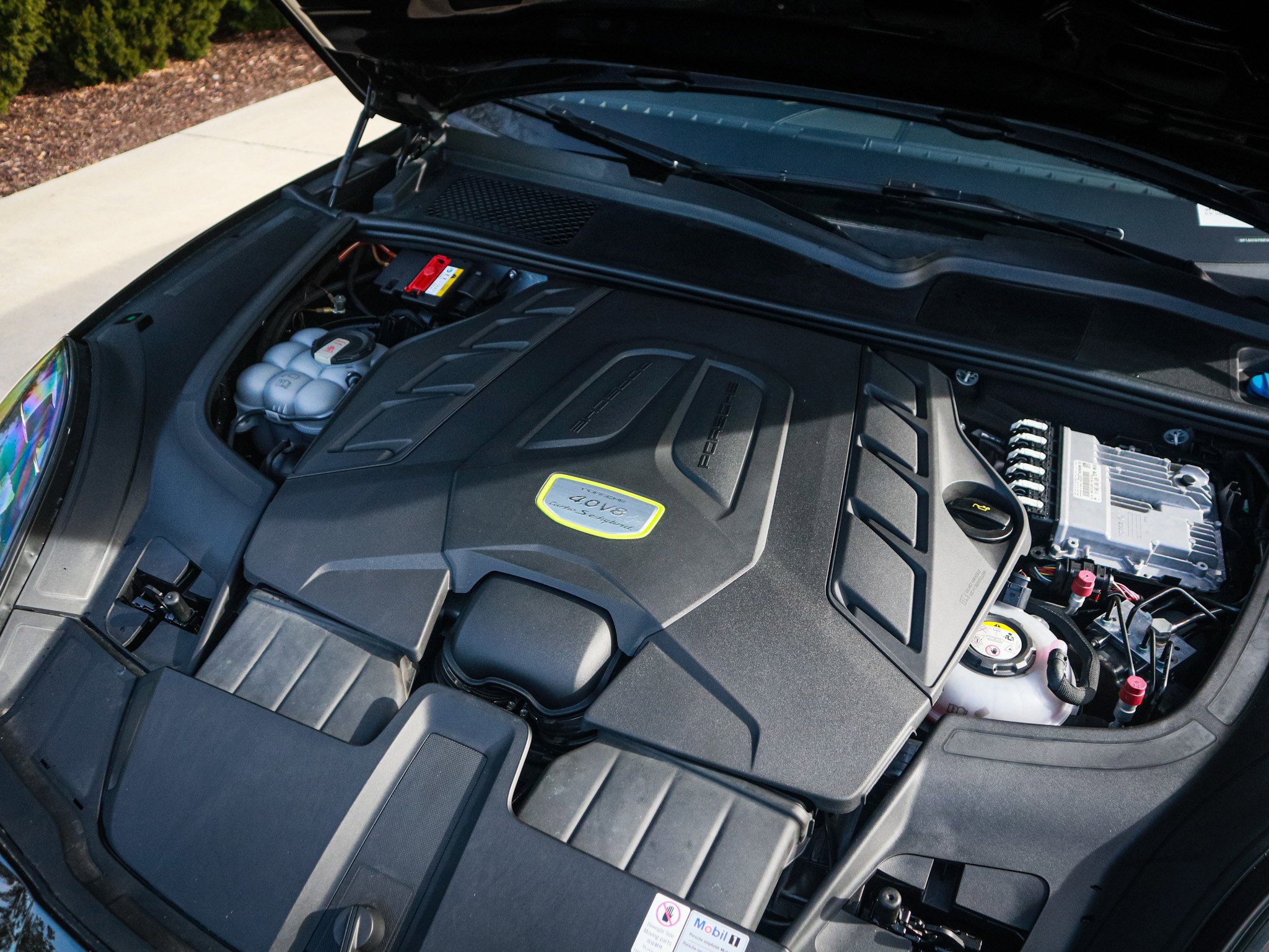 Used 2021 Porsche Cayenne Turbo S image 34