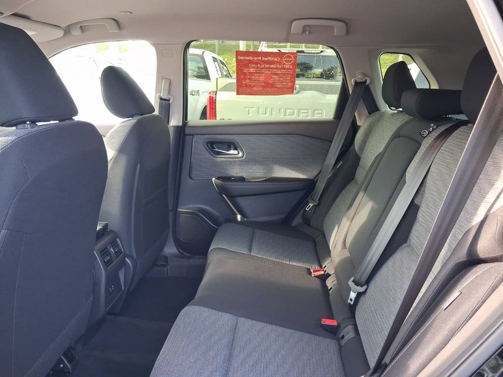 Certified 2023 Nissan Rogue SV FWD image 7