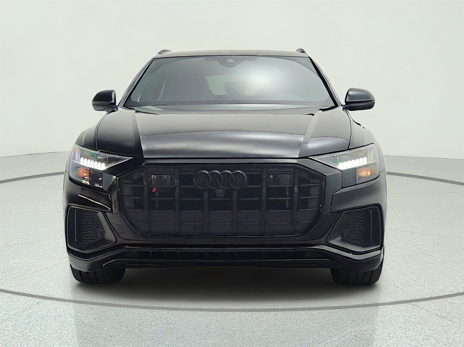 Used 2023 Audi SQ8 Premium Plus w/ Executive Package AWD/4WD image 2