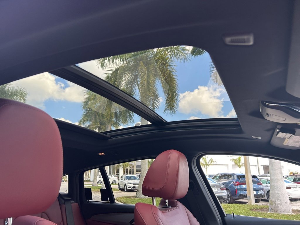 Certified 2023 BMW X4 xDrive30i w/ Premium Package image 30