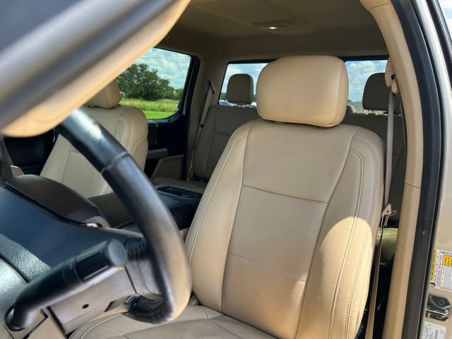 Used 2017 Ford F250 Lariat w/ Lariat Value Package AWD/4WD image 12