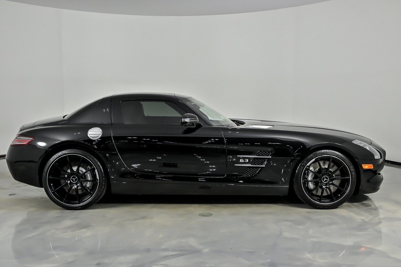 Used 2012 Mercedes-Benz SLS AMG Coupe image 15