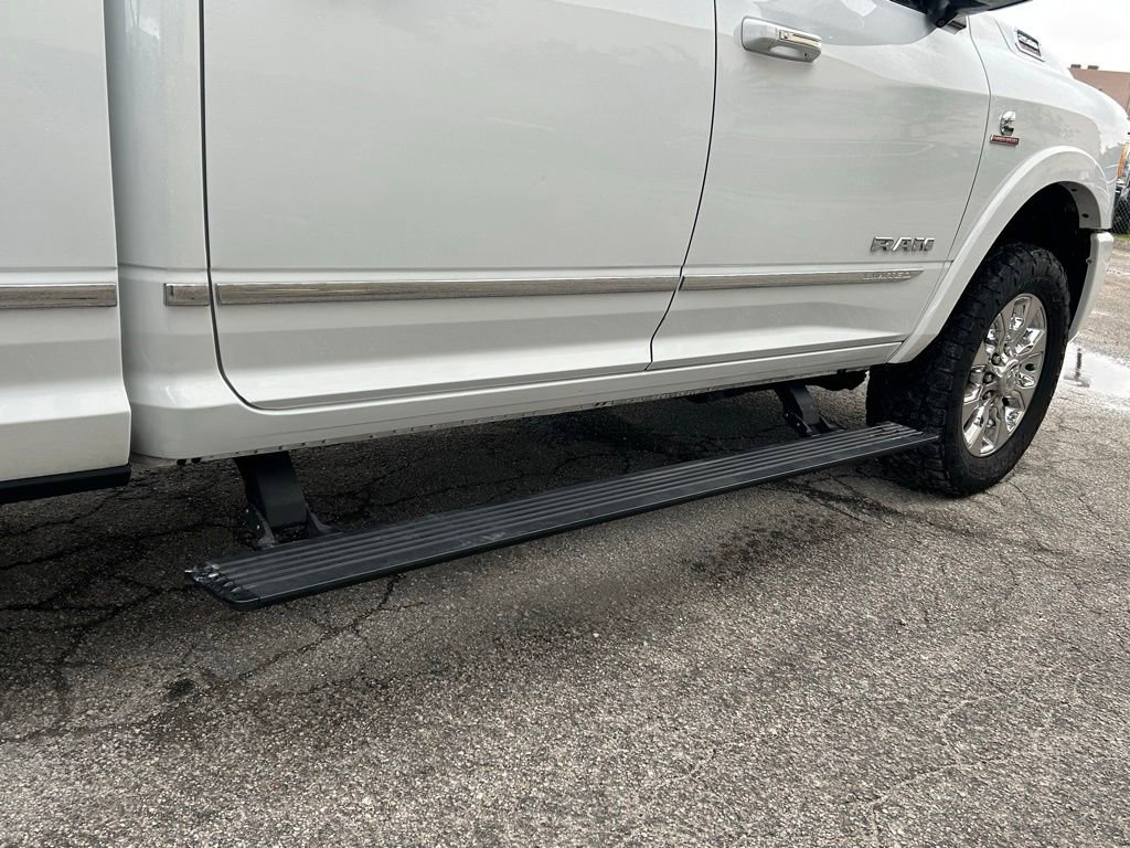 Certified 2022 RAM 2500 Limited w/ Towing Technology Group image 40