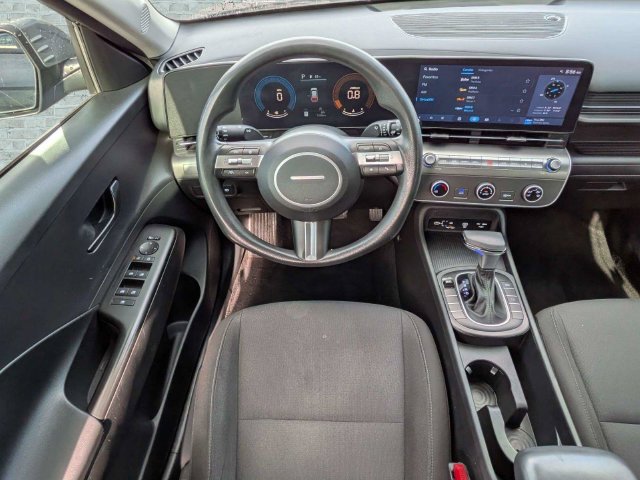 Used 2024 Hyundai Kona SE FWD image 16