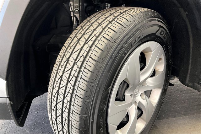 Used 2024 Toyota RAV4 LE image 33