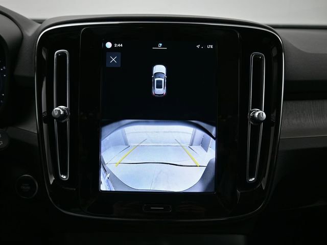 Used 2024 Volvo XC40 B5 Core AWD/4WD image 20