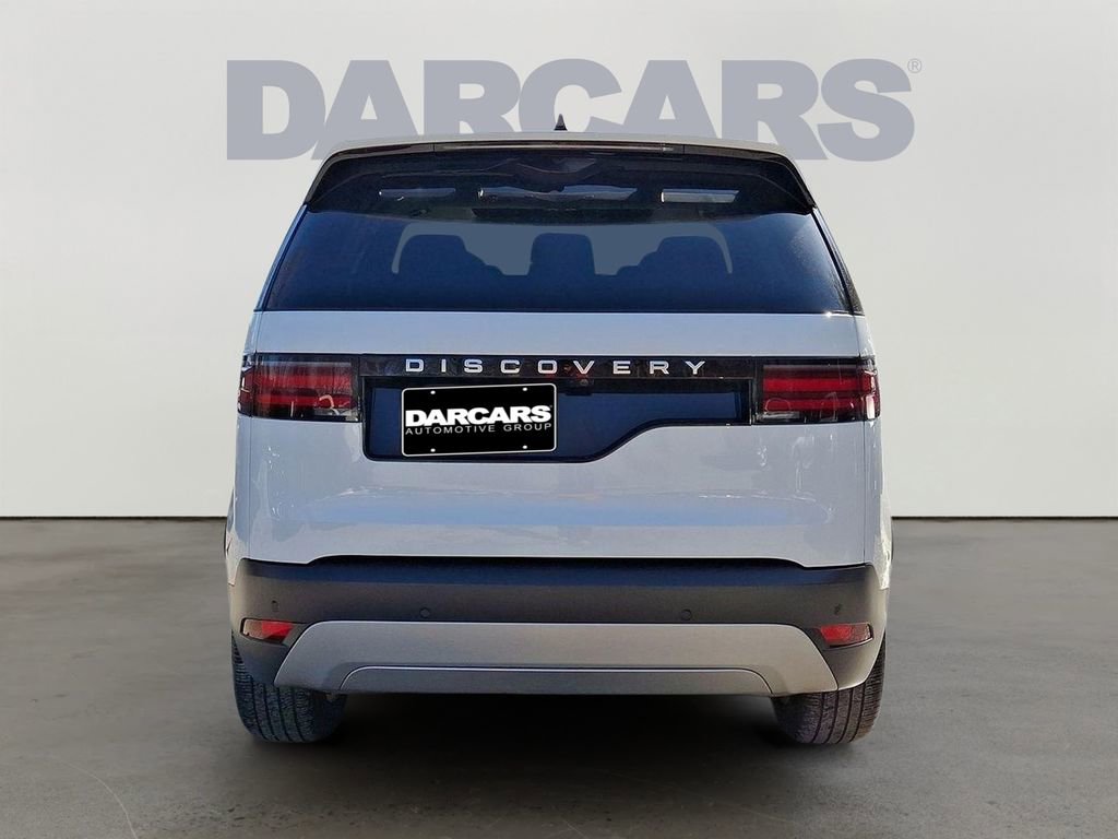 Used 2024 Land Rover Discovery S image 5