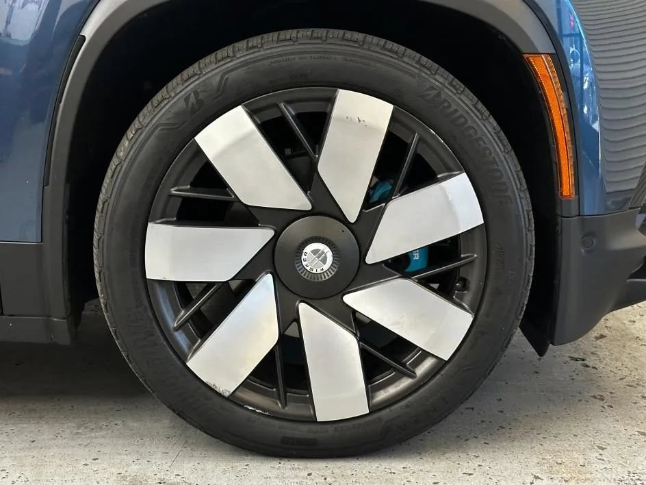 Used 2023 Fisker Ocean One AWD/4WD image 36