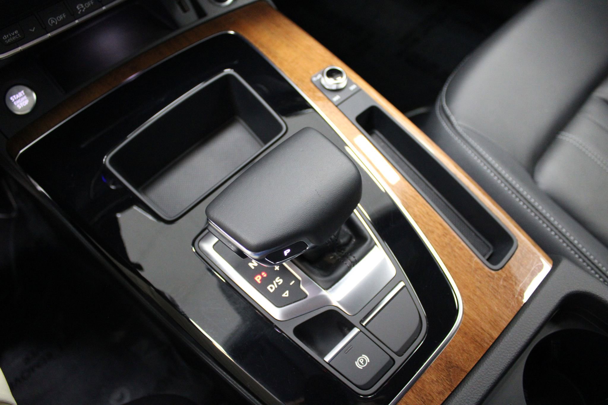 Used 2023 Audi Q5 2.0T Premium w/ Convenience Package image 37