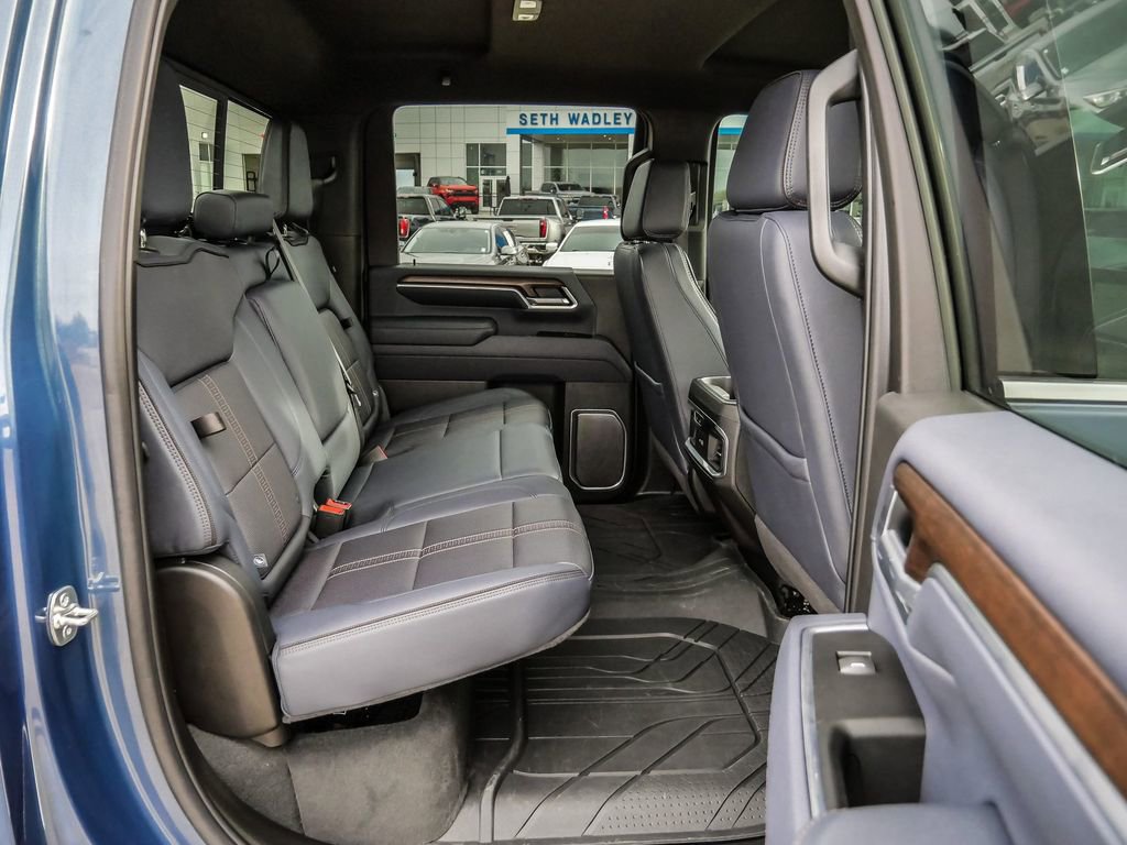 Certified 2025 Chevrolet Silverado 2500 High Country w/ Technology Package image 24