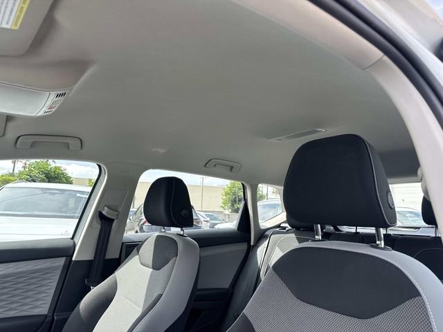 Certified 2022 Volkswagen Taos S image 15