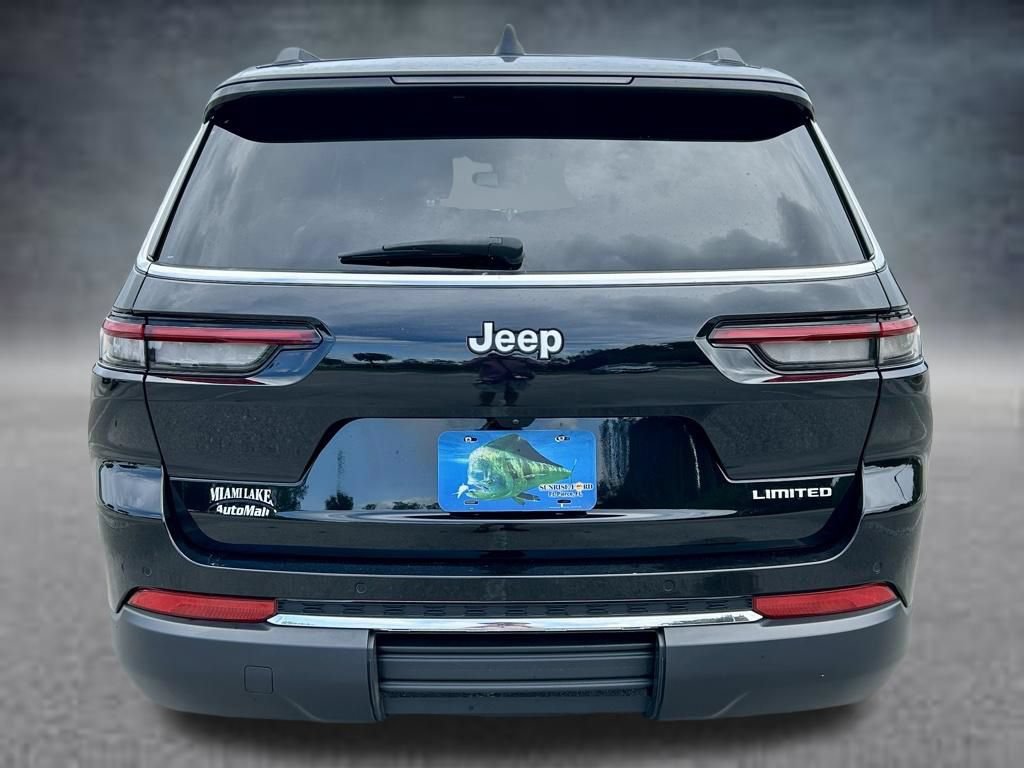 Used 2024 Jeep Grand Cherokee L Limited RWD image 6