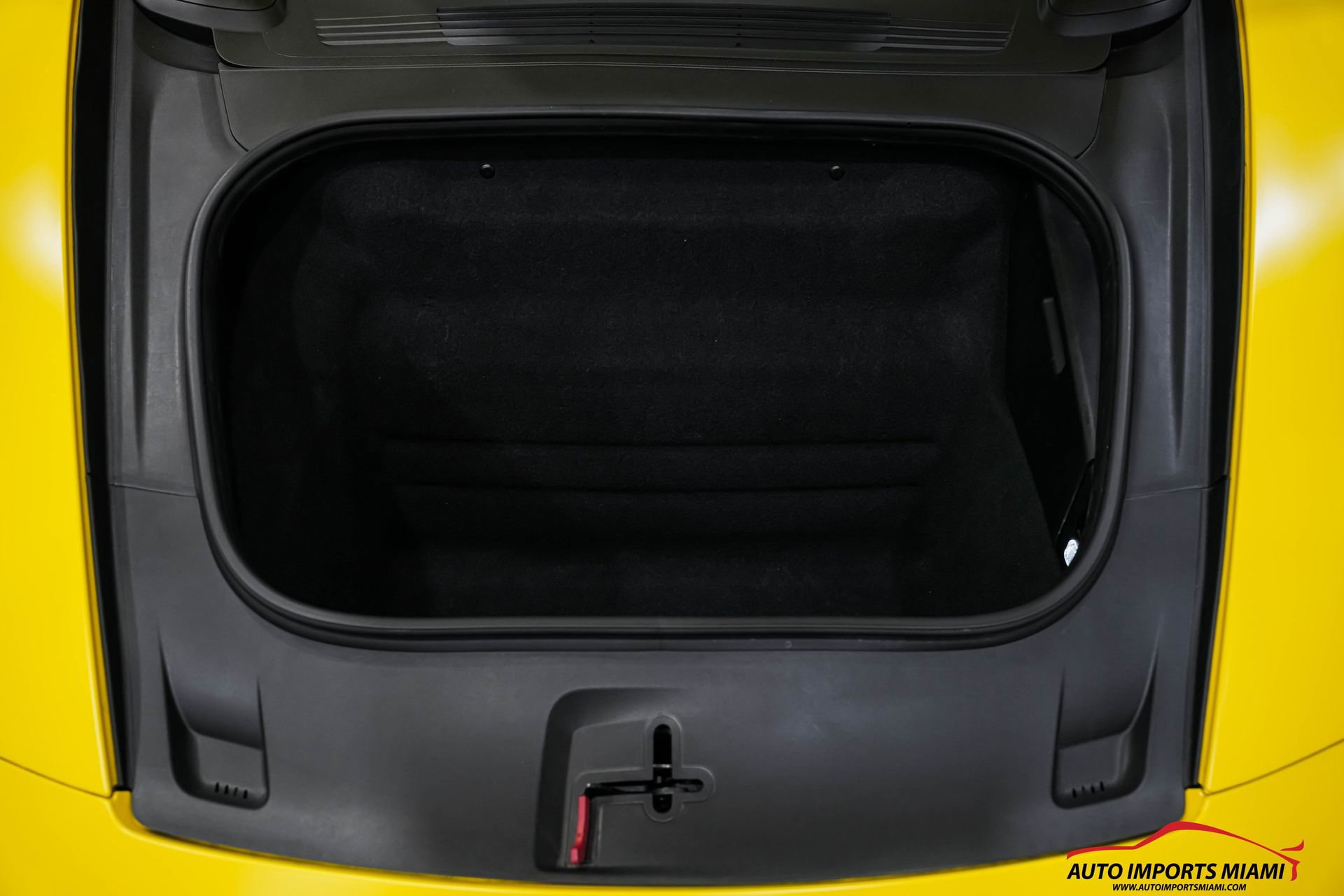 Used 2020 Porsche 911 Carrera w/ Premium Package image 33