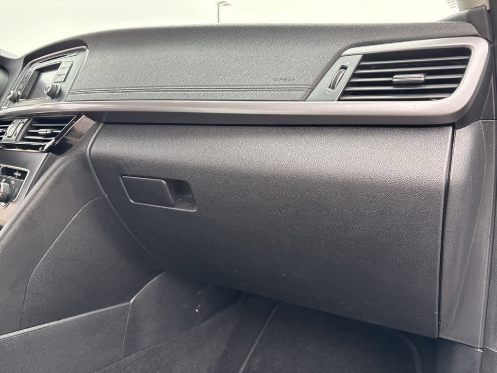Used 2016 Kia Optima LX FWD image 25