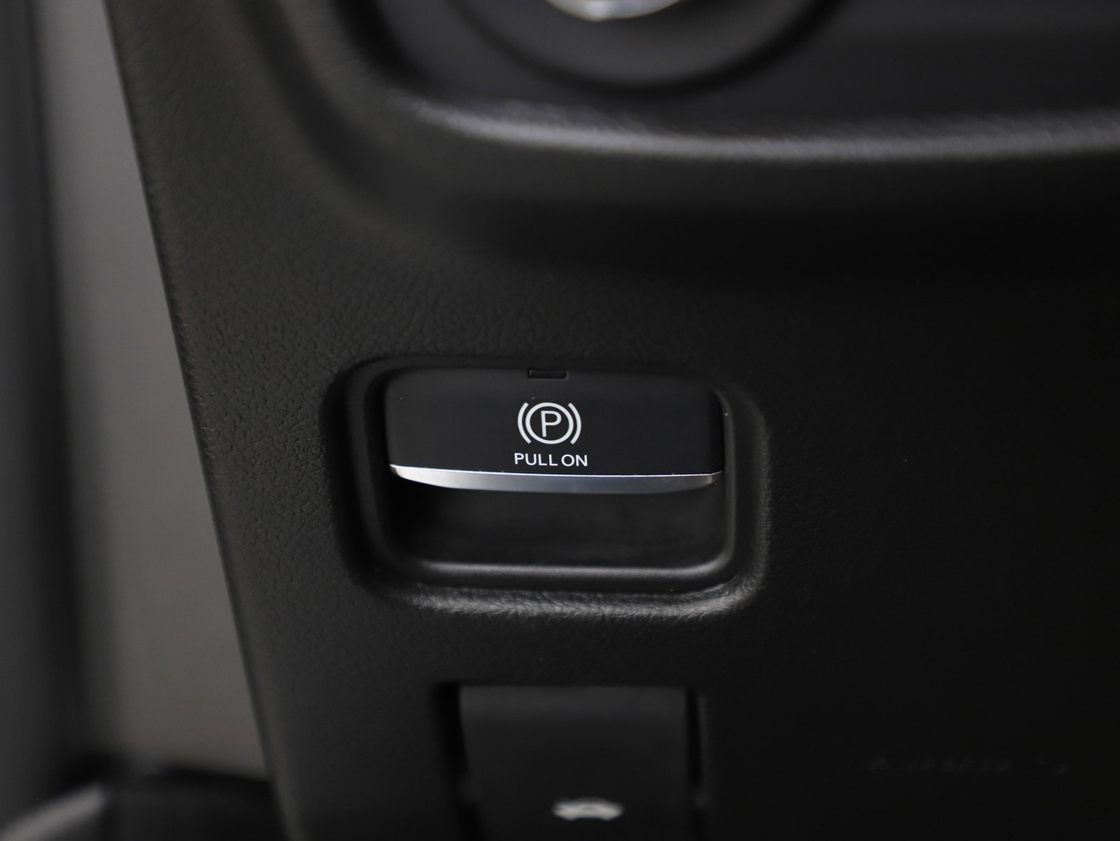 Used 2023 Jeep Grand Cherokee 4WD 4xe w/ Luxury Tech Group II image 27