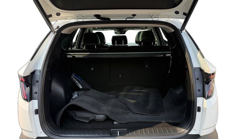 Used 2025 Hyundai Tucson Limited FWD image 19