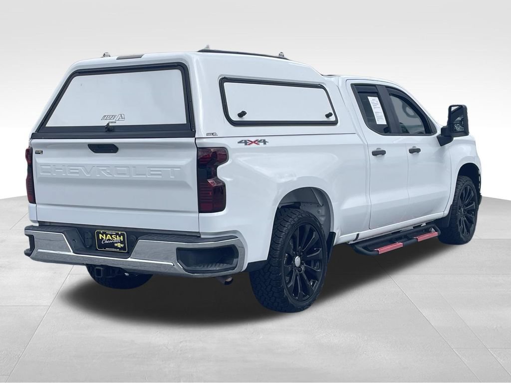 Used 2019 Chevrolet Silverado 1500 W/T w/ WT Convenience Package AWD/4WD image 3