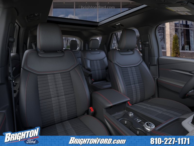 New 2026 Ford Explorer ST-Line w/ ST-Line Street Pack AWD/4WD image 10