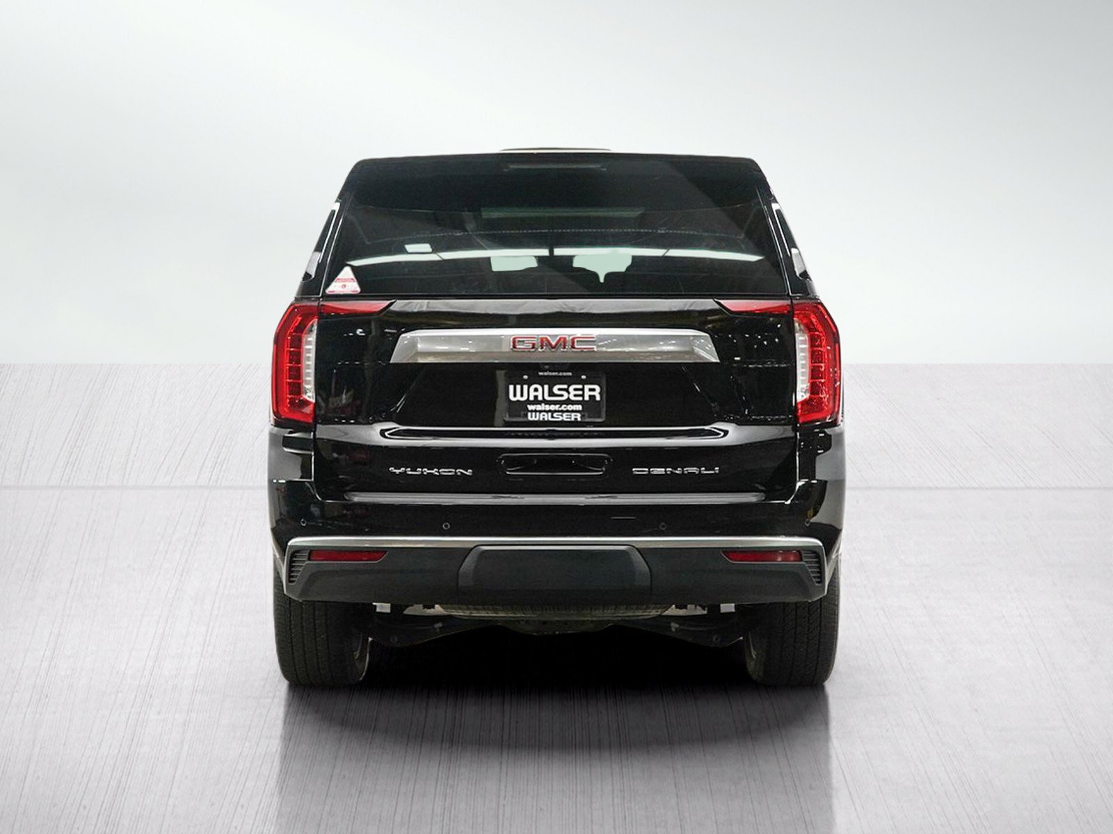 Used 2024 GMC Yukon Denali w/ Denali Reserve Package AWD/4WD image 4