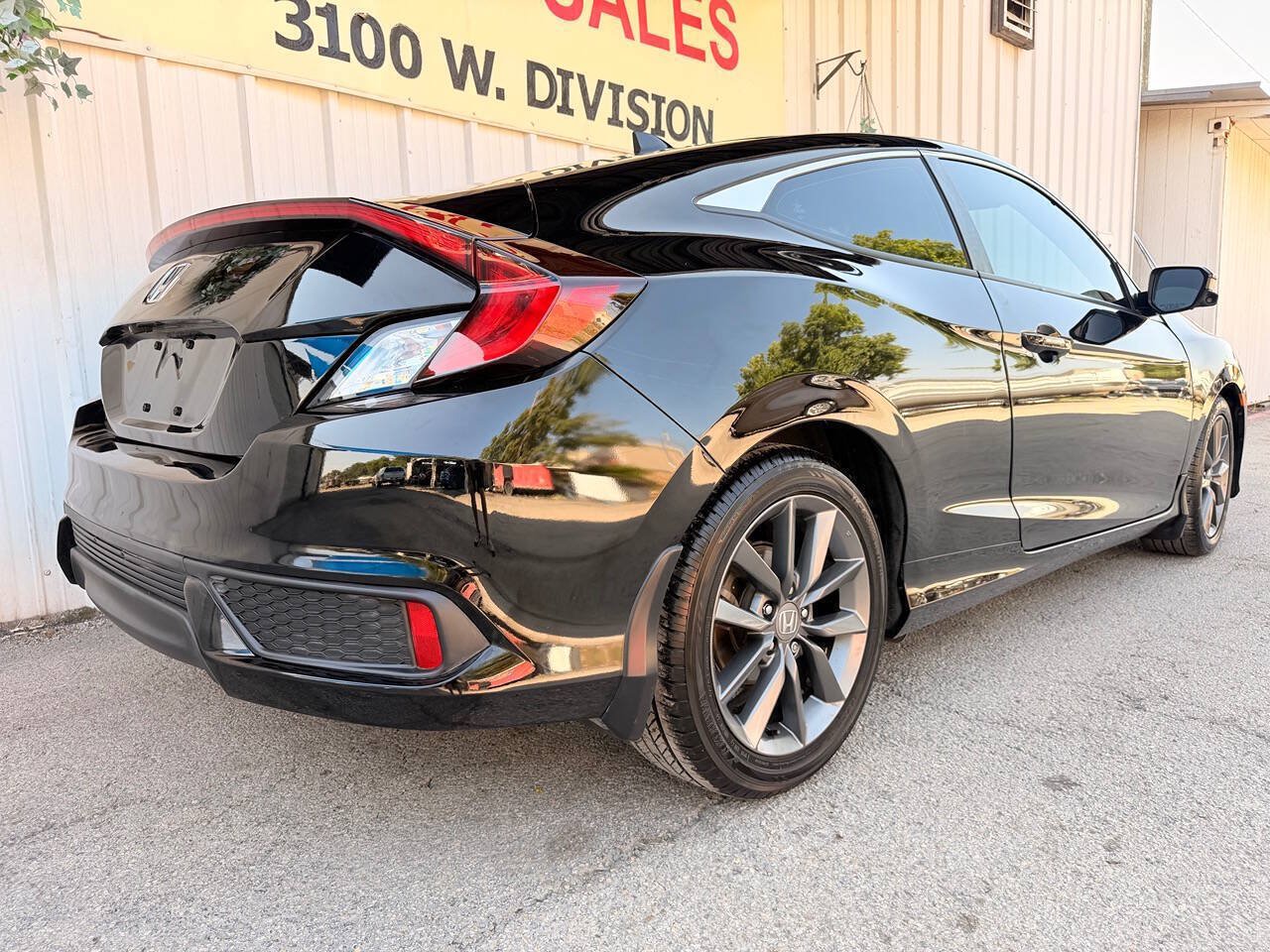 Used 2020 Honda Civic EX image 5