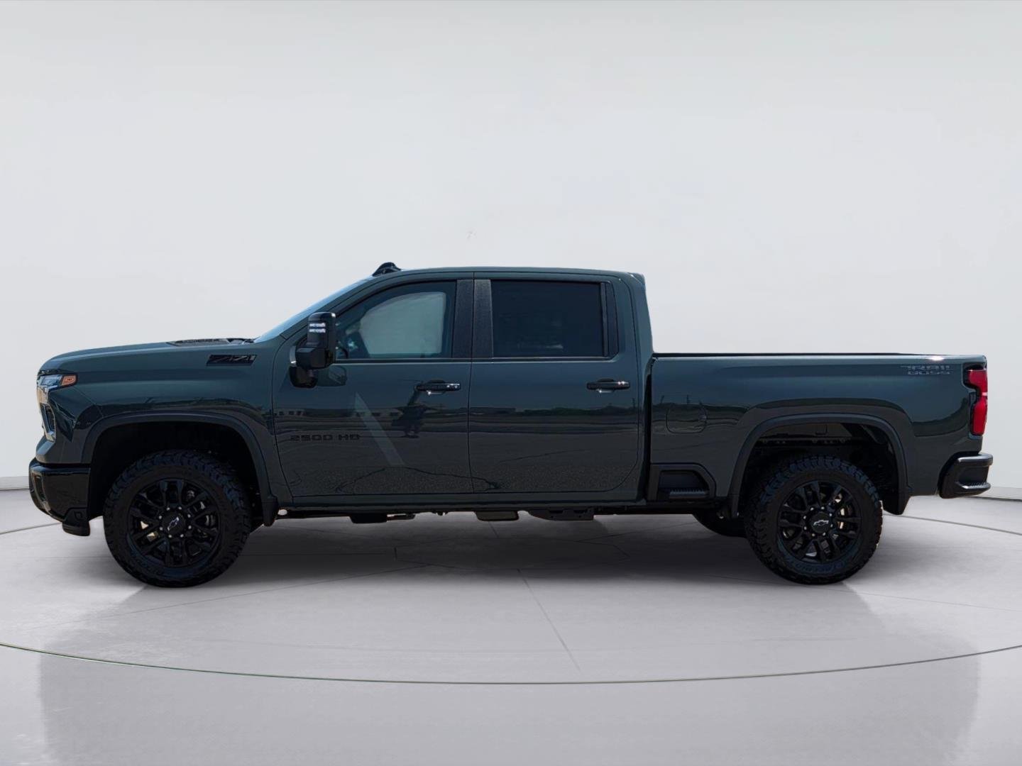 New 2026 Chevrolet Silverado 2500 LT w/ Trail Boss Package AWD/4WD image 2