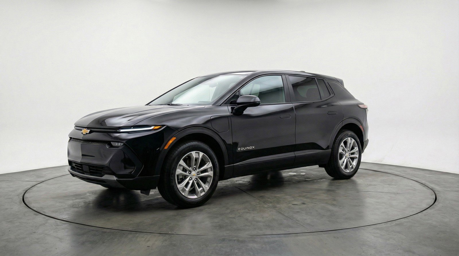 Used 2025 Chevrolet Equinox LT FWD image 3