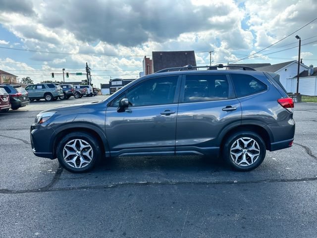 Used 2020 Subaru Forester Premium AWD/4WD image 4