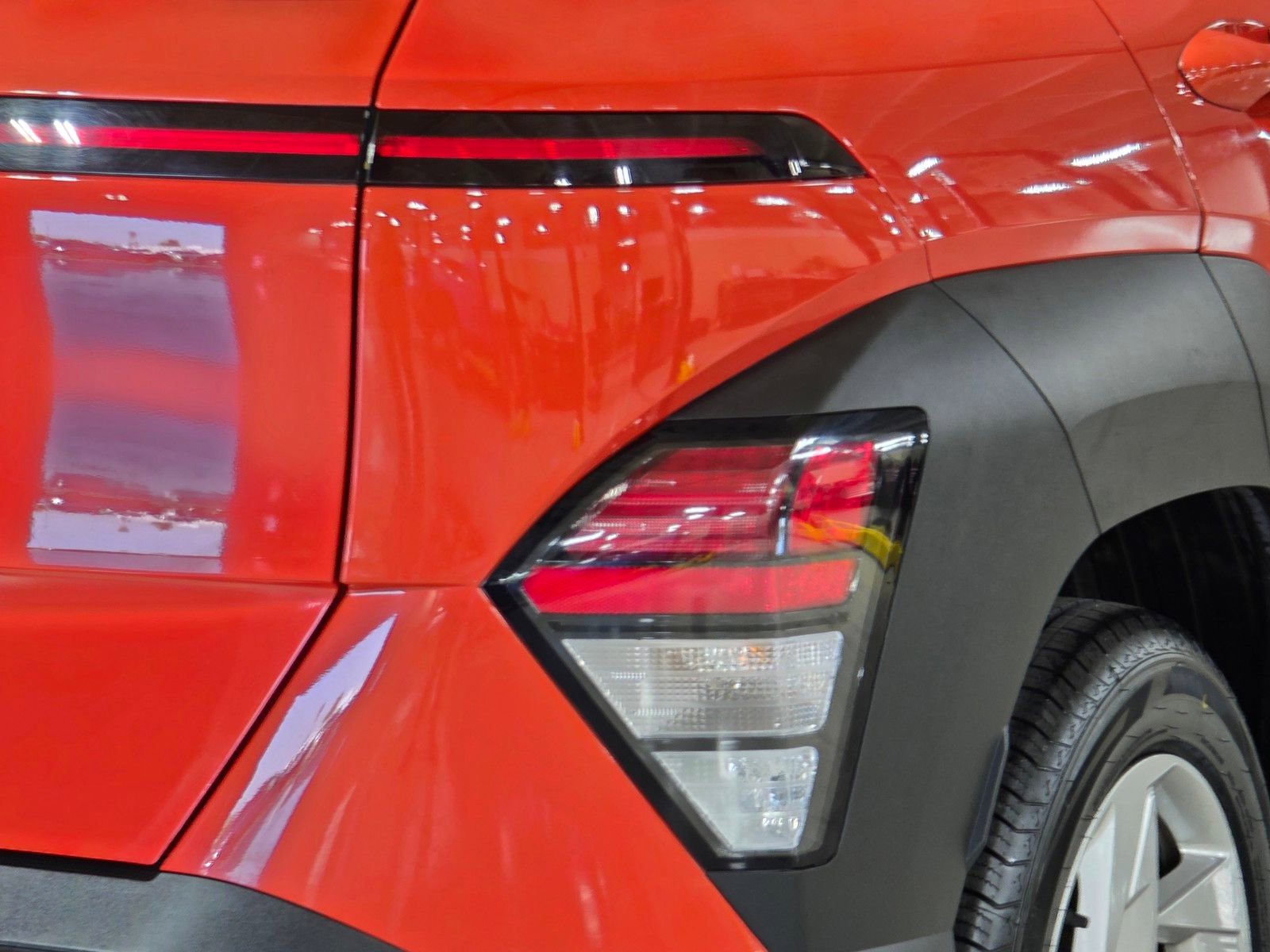 Certified 2024 Hyundai Kona SE FWD image 12