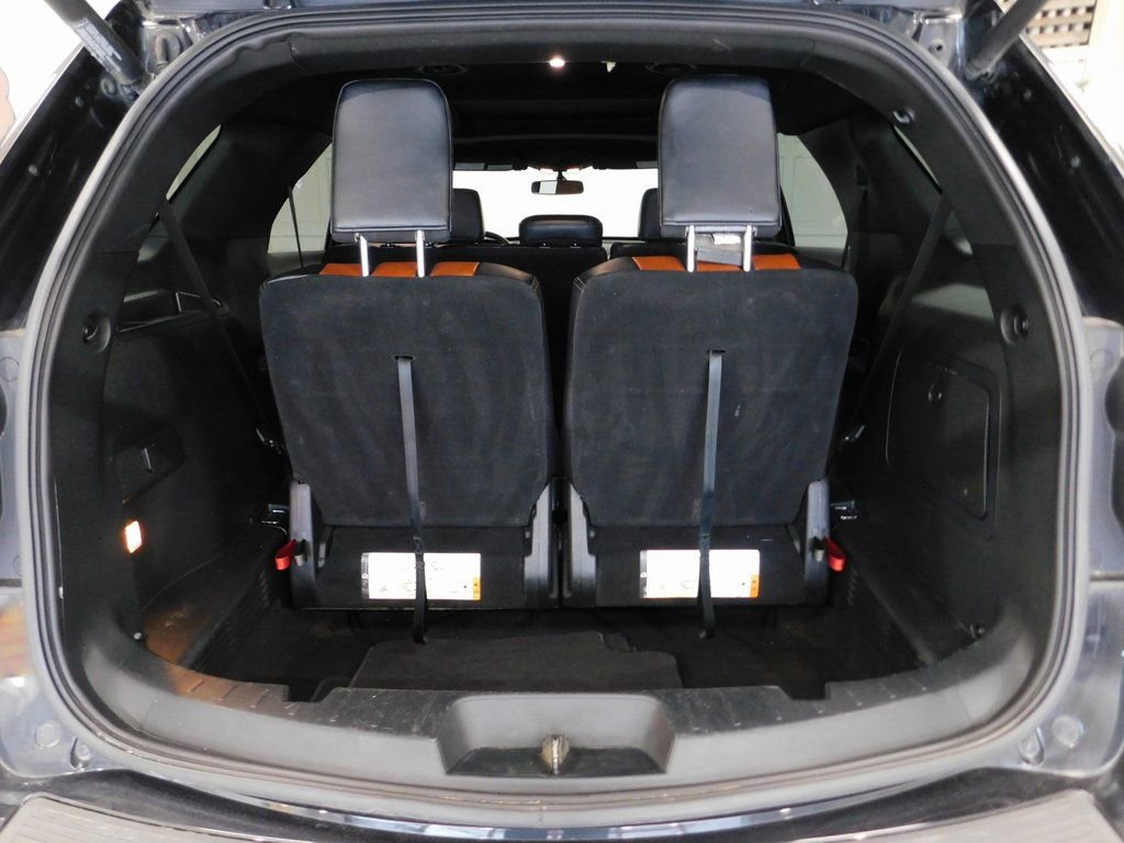 Used 2019 Ford Explorer XLT w/ XLT Desert Copper Package AWD/4WD image 81