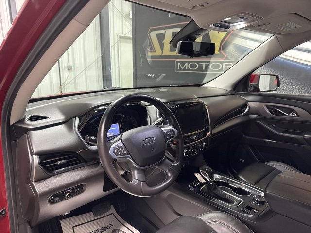 Used 2021 Chevrolet Traverse RS w/ LPO, Floor Liner Package image 6