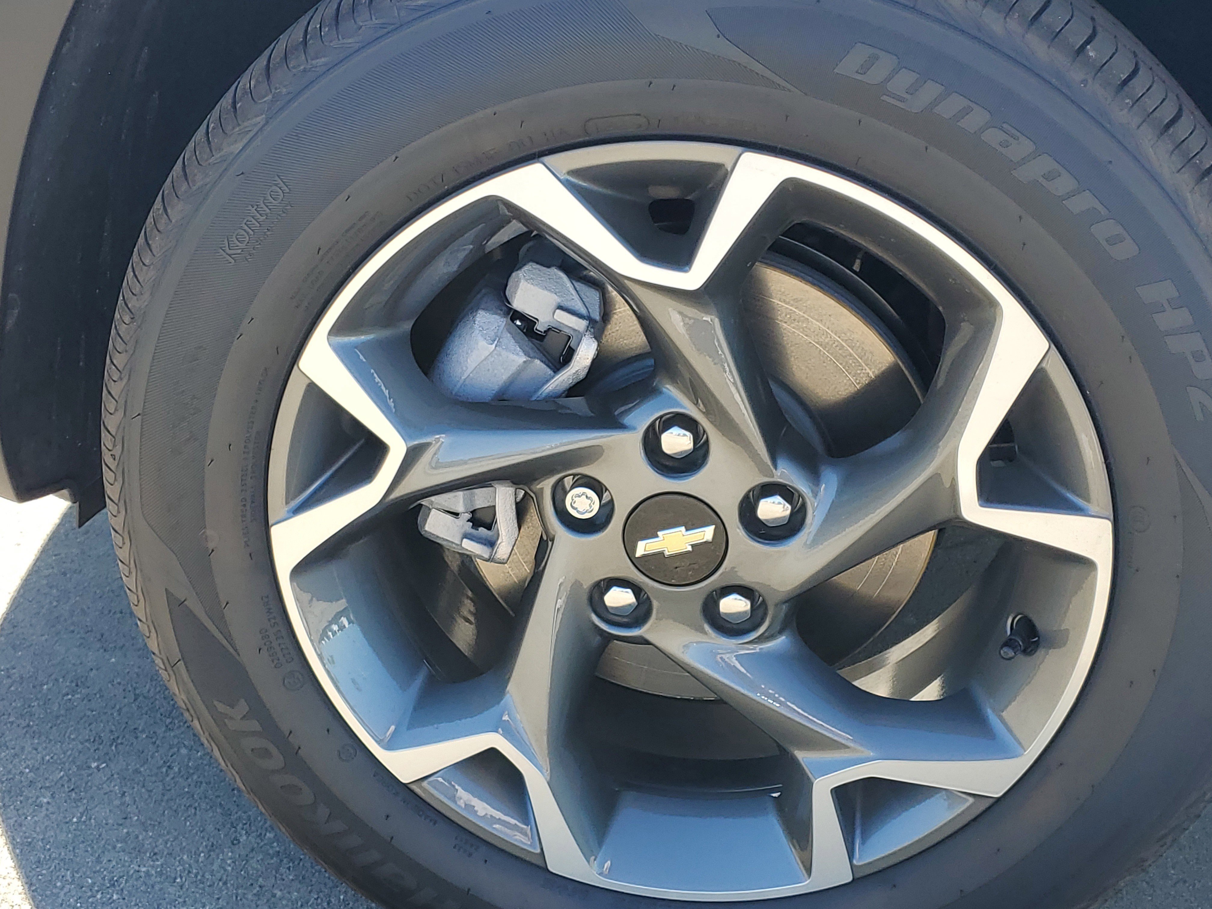 Used 2025 Chevrolet Trax LT image 9