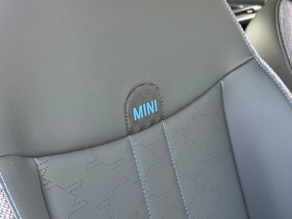 Used 2025 MINI Cooper S FWD image 14