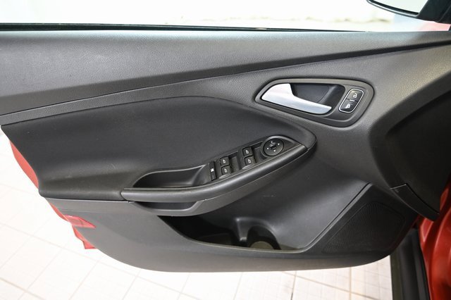 Used 2018 Ford Focus SE image 19