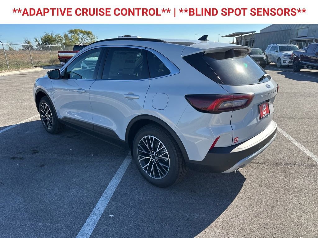 New 2026 Ford Escape SE FWD image 6