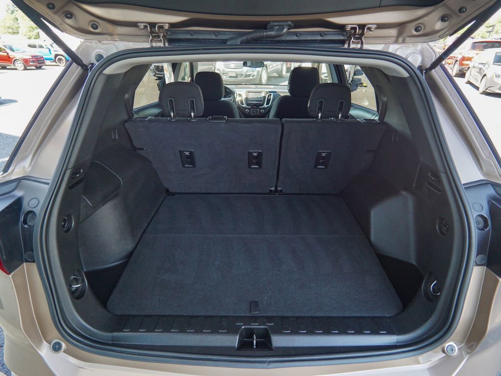 Used 2018 Chevrolet Equinox LT FWD image 10