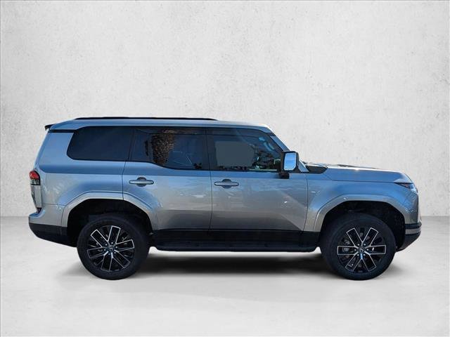 Certified 2024 Lexus GX 550 w/ Cold Area Package image 4