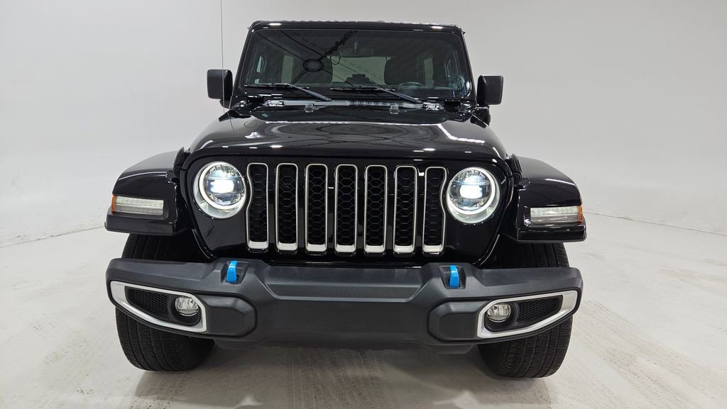 Used 2023 Jeep Wrangler Unlimited Sahara w/ Cold Weather Group image 2