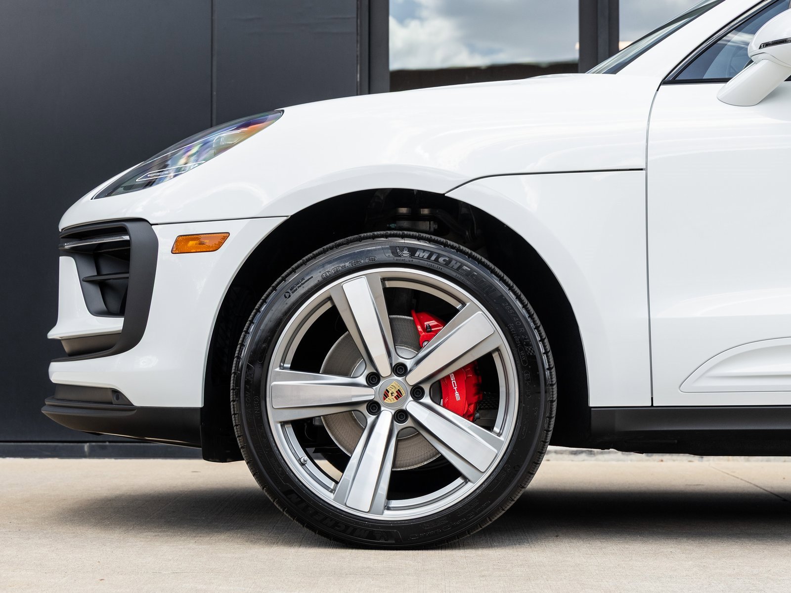 New 2026 Porsche Macan S image 13