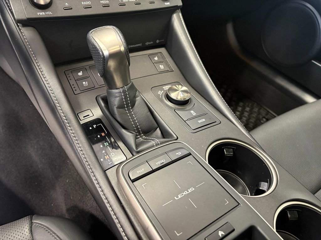 Used 2018 Lexus RC 300 AWD image 12