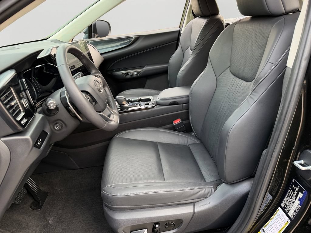 Used 2024 Lexus NX 350 AWD image 14