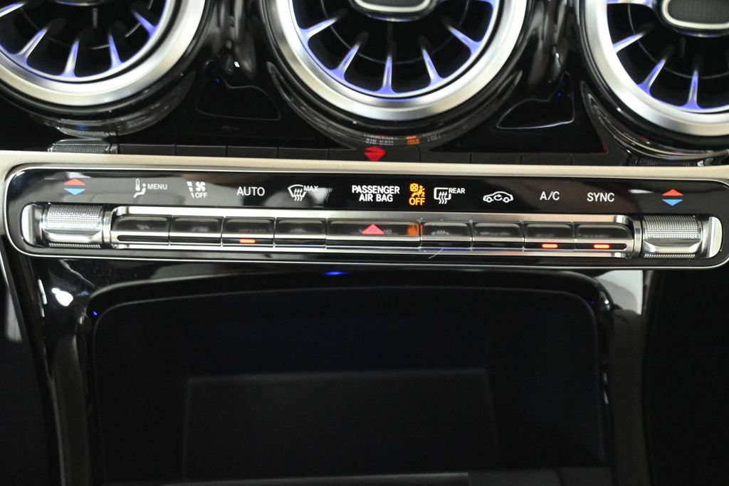 Certified 2022 Mercedes-Benz A 220 image 22